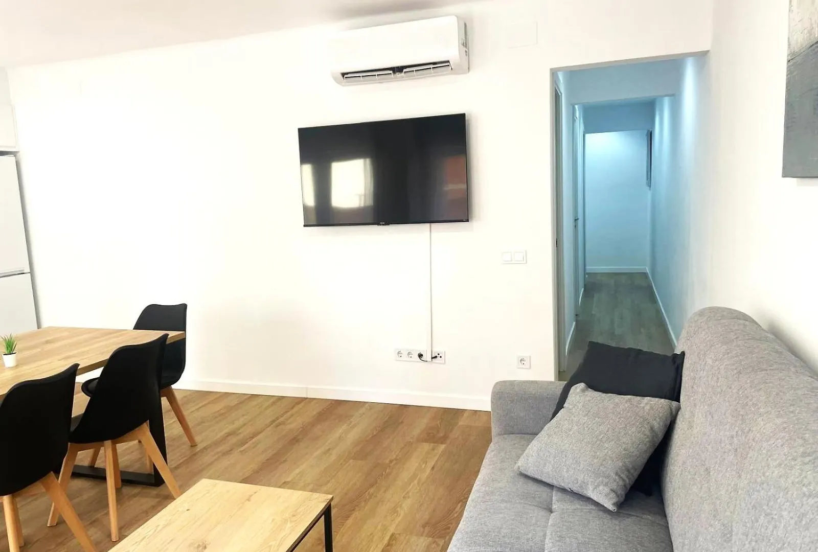 Gallery Apartments Bcn Santa Coloma de Gramenet 0*,  Spain