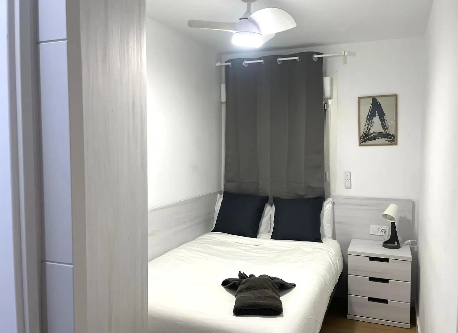 Gallery Apartments Bcn Santa Coloma de Gramenet 0*,