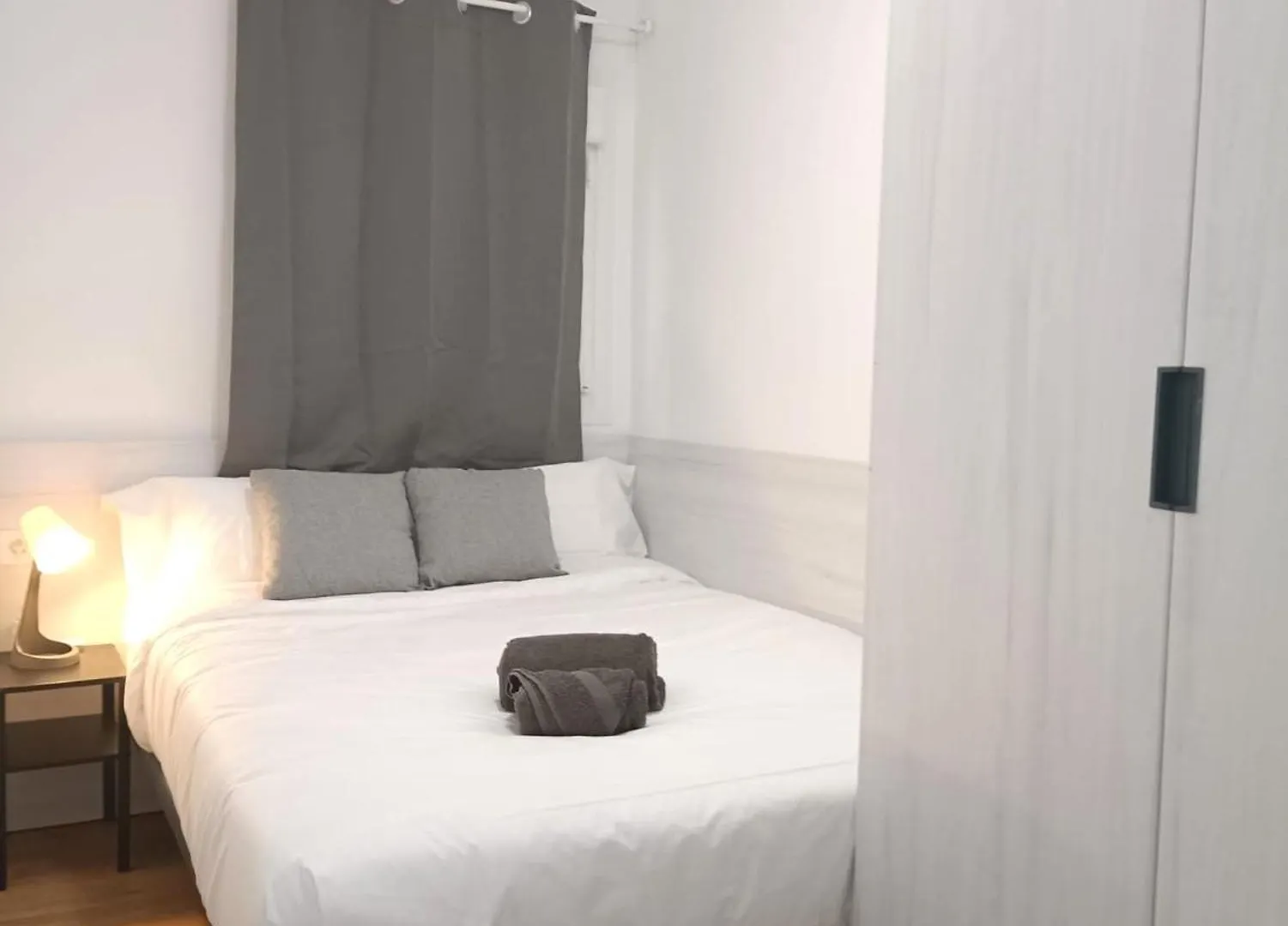 Gallery Apartments Bcn Santa Coloma de Gramenet